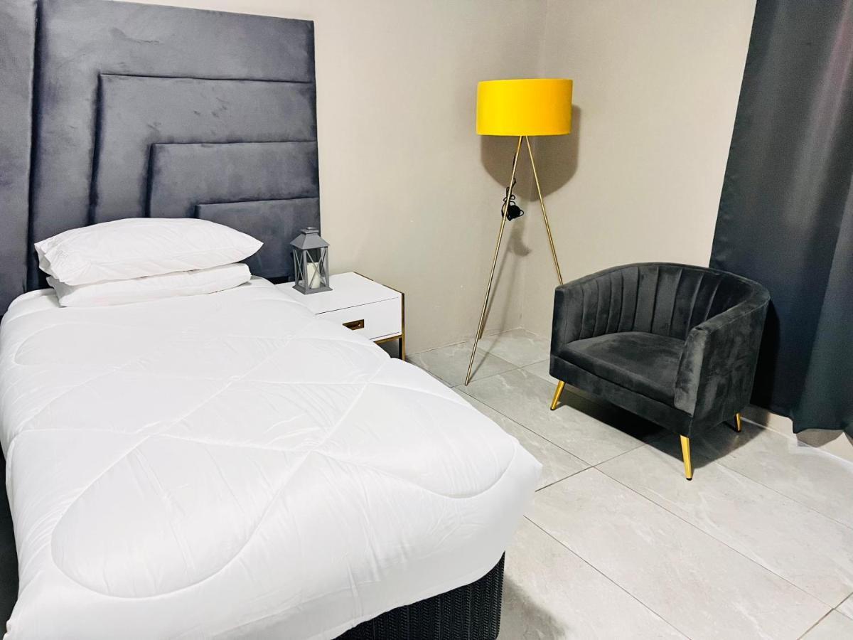 Signature Boutique Guesthouse Maun Eksteriør billede
